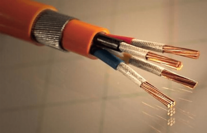 هالوژن فری​